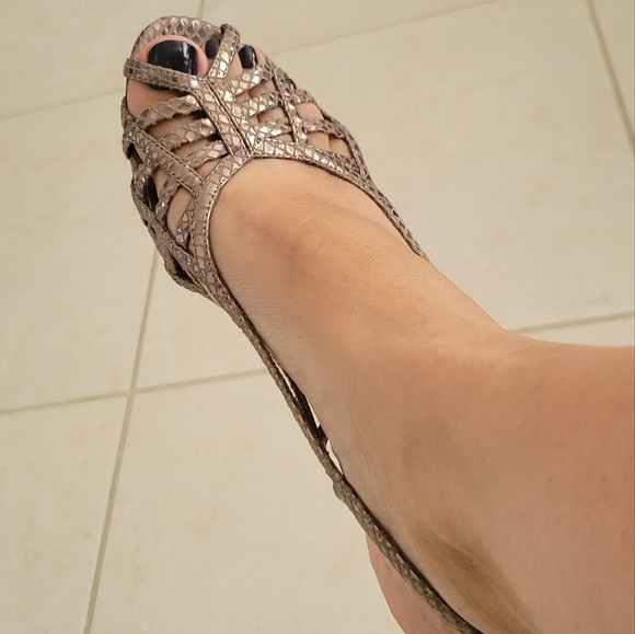 Silver sandals - Picture 5 of 6